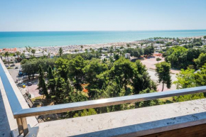 Tra cielo e mare - Civitanova, appartamento nobiliare fronte mare